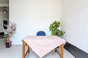 SPOT ON 92156 Adinda Kost