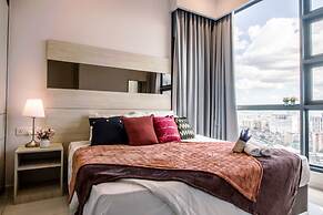 Robertson BY Shahjalal Suites