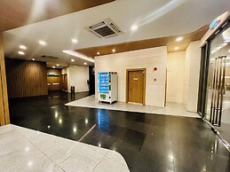 Robertson BY Shahjalal Suites