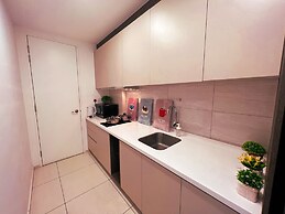 Robertson BY Shahjalal Suites