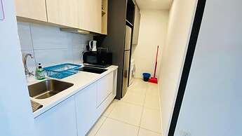 Robertson BY Shahjalal Suites