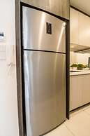 Robertson BY Shahjalal Suites