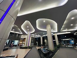 Robertson BY Shahjalal Suites