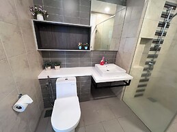 Robertson BY Shahjalal Suites