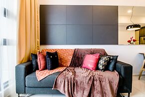 Robertson BY Shahjalal Suites