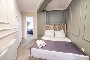 Royal Luxury Hotels Suites