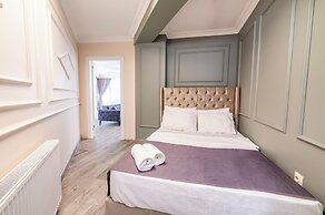 Royal Luxury Hotels Suites