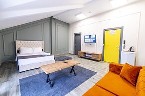 Royal Luxury Hotels Suites