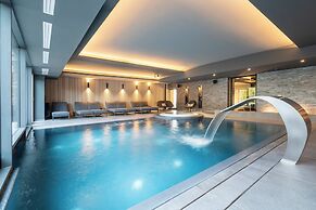 Best Western Premier Le Chapitre Hotel & Spa