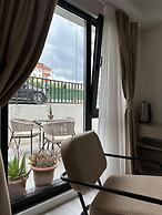 The Deck Otel