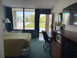 Horseshoe Curve Lodge