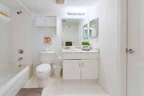 Pool view from Exclusive Brickell Condo