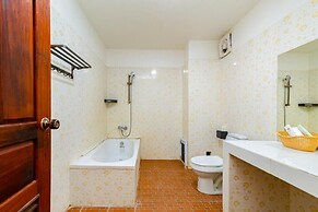Lisha Grand Riverside Hotel