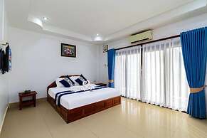 Lisha Grand Riverside Hotel