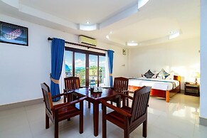 Lisha Grand Riverside Hotel