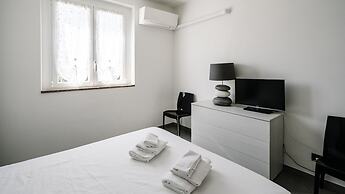 Mimosa 1 int 7 in Cervo