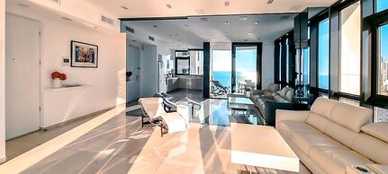 Hayarkon Blue Sea I in Tel Aviv-yafo