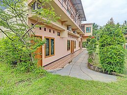 OYO 90945 Arizon Kost