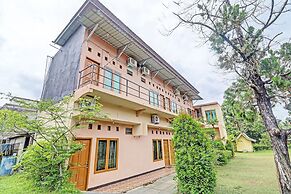 OYO 90945 Arizon Kost