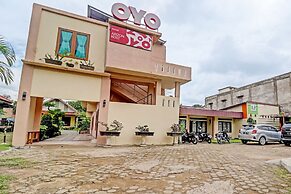 OYO 90945 Arizon Kost