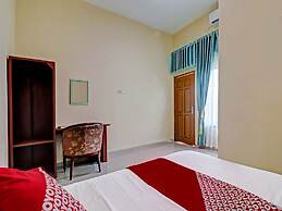 OYO 90945 Arizon Kost