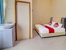 OYO 90945 Arizon Kost