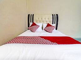 OYO 90945 Arizon Kost