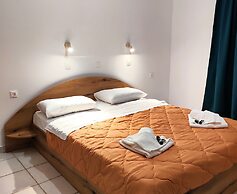 Eleni Apartments Sant George Beach
