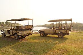 Mayukuyuku Bush Camp