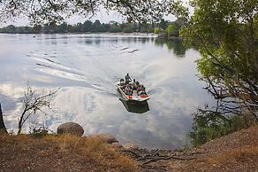Mayukuyuku Bush Camp
