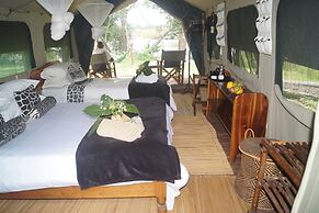 Mayukuyuku Bush Camp