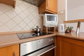 Warsaw Ursynow Studio by Renters