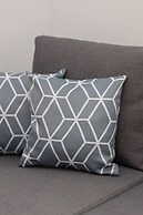 Warsaw Ursynow Studio by Renters