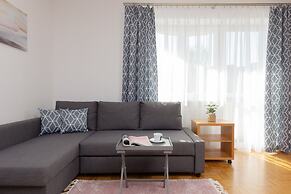Warsaw Ursynow Studio by Renters
