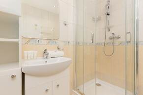 Warsaw Ursynow Studio by Renters