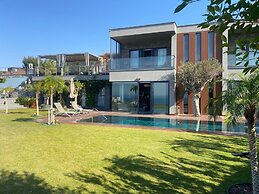 Farilya Villas by Important Group Travel