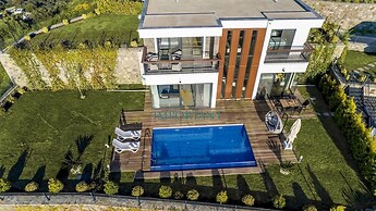 Farilya Villas by Important Group Travel