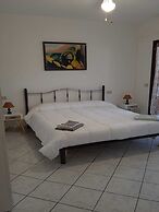 Olbia, Near Costa Smeralda Airport - Non-smoking