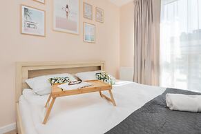 Osiedle Latarników Apartment by Renters