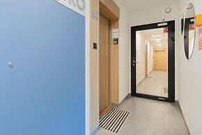 Osiedle Latarników Apartment by Renters