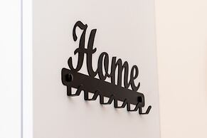 Osiedle Latarników Apartment by Renters