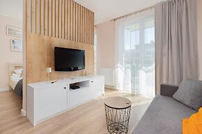 Osiedle Latarników Apartment by Renters