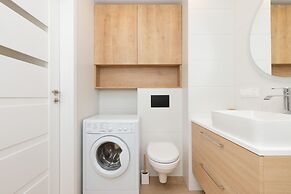 Osiedle Latarników Apartment by Renters