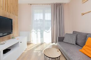 Osiedle Latarników Apartment by Renters