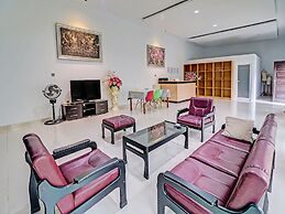 OYO 92057 Reny Kost Syariah