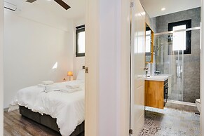 Sanders Home Suites - Cozy Downtown 1-bdr. Apt