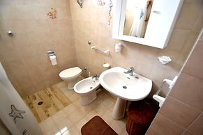 Teoma Holiday Home With Climate and Parking for 5 Guests