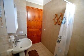 Teoma Holiday Home With Climate and Parking for 5 Guests