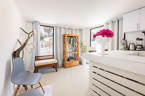 Apartment With Jacuzzi- Mi Cuna Close to Beach