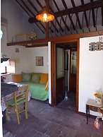 The Little House of Vacone Italy